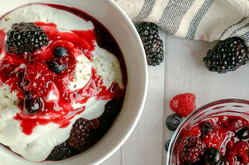 Pick Natural Greek Yoghurt Over Sugary Versions