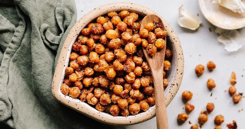 Crispy Roasted Chickpeas