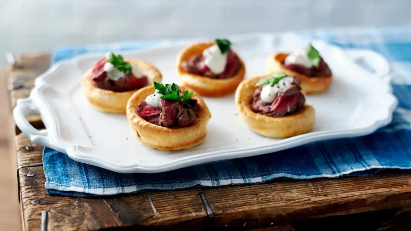 Mini Yorkshire Puddings With Roast Beef