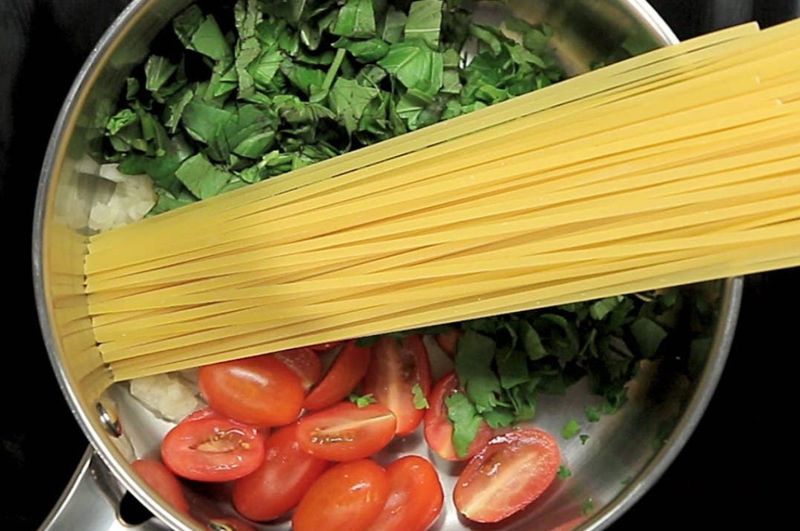 Create One-Pot Pasta Meals