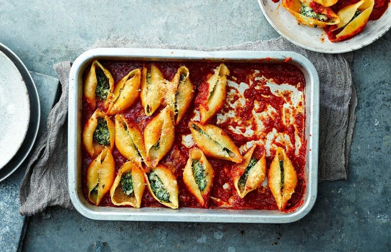 Stuffed Shells With Spinach And Ricotta