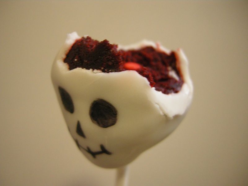 Skull Cake Pops