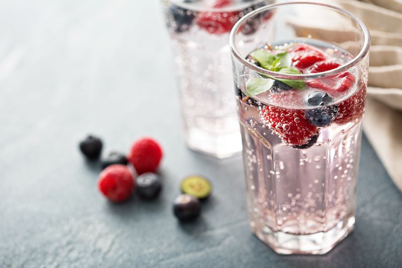 Choose Sparkling Water Instead Of Diet Soda