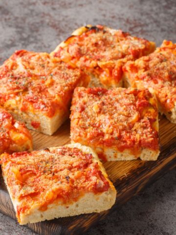 The 7 Oldest Pizza Styles Around The World