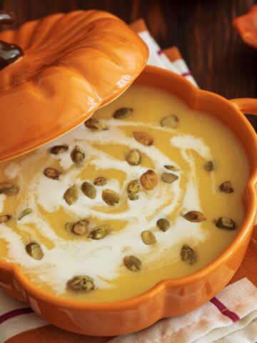 The Healthiest Ways To Consume Pumpkin Seeds According To A Dietitian