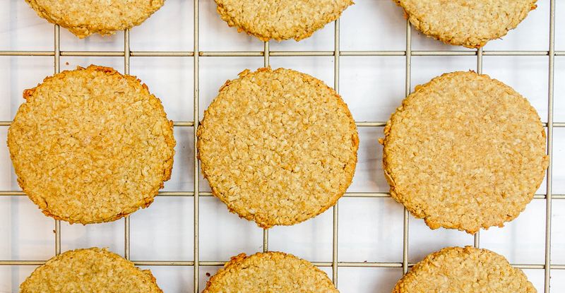 Serving Oatcakes Or Drop Scones Instead Of Toast
