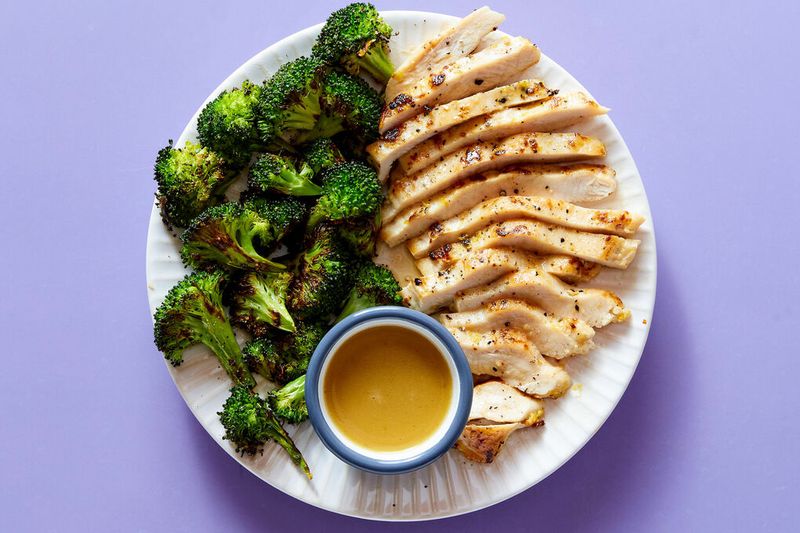 Diabetic-Friendly Baked Chicken With Broccoli