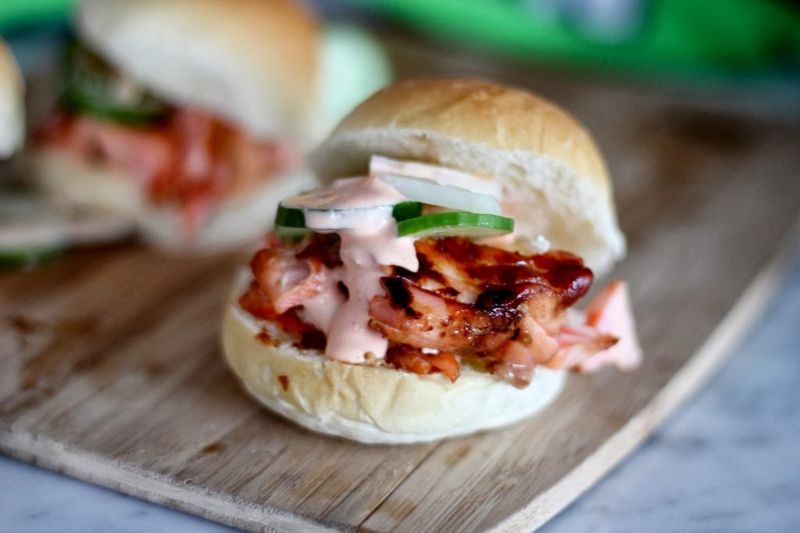 Sweet And Spicy Sriracha Chicken Sliders