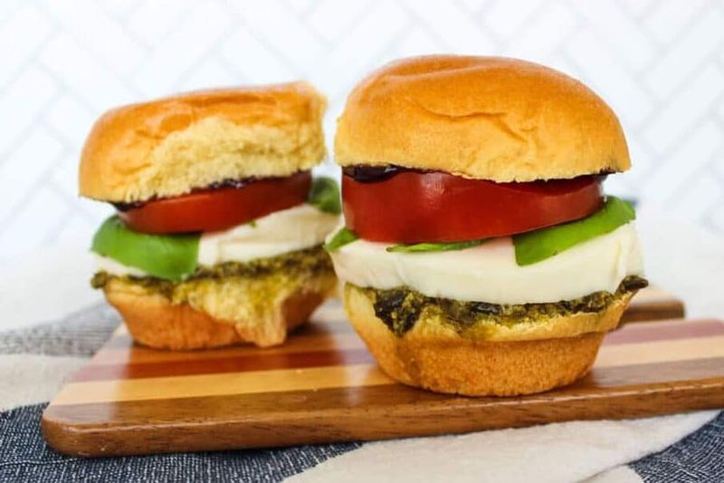 Caprese Sliders With Pesto
