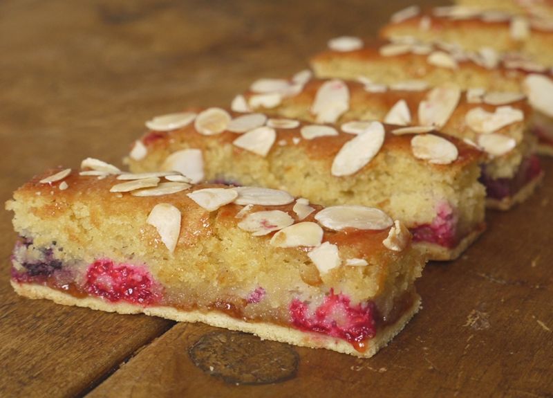 Bakewell Slice Bites