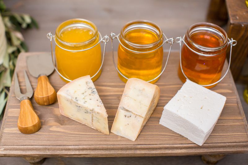 How To Match Honey Intensity With The Right Cheese