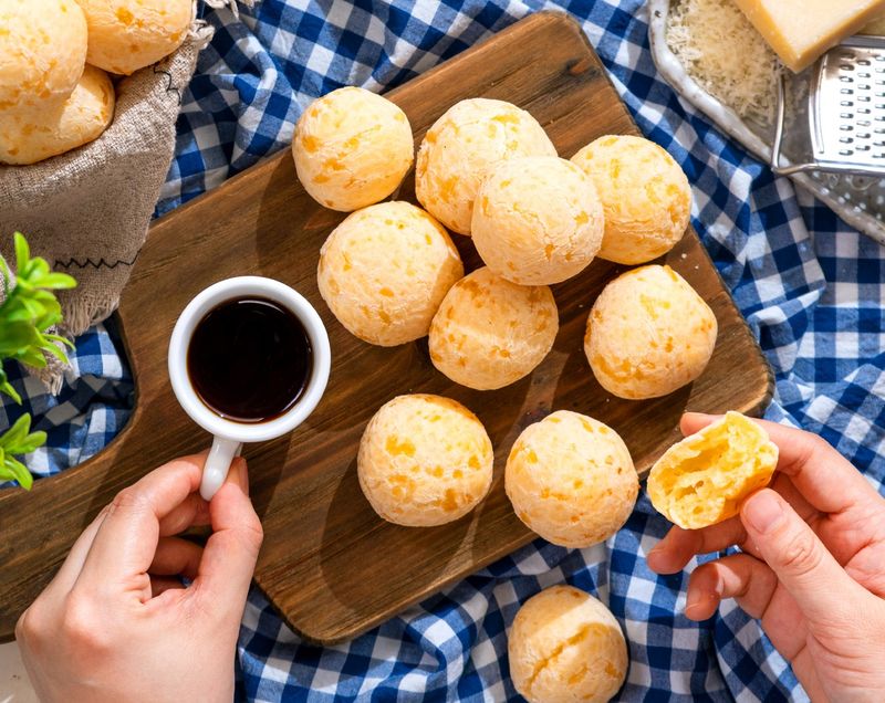 Brazilian Pão De Queijo