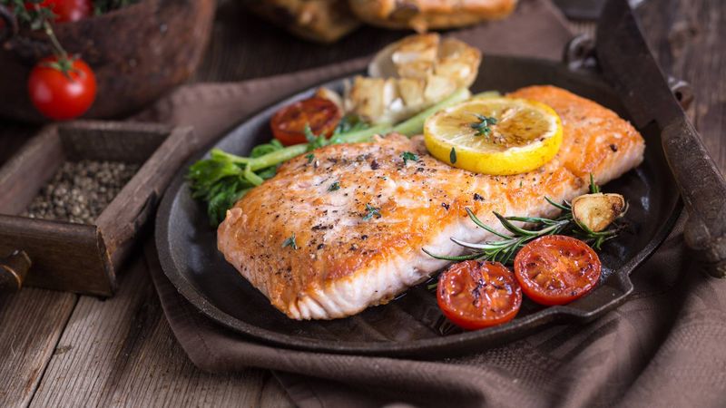 Grilled Salmon With Lemon And Herbs