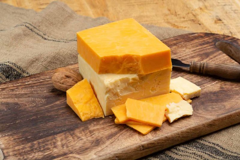 Constantly Wanting Cheese – A Sign You Need Comfort Or Calcium