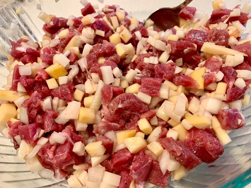Chop The Filling Ingredients