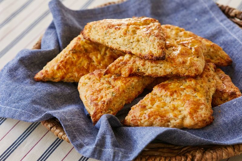 Apple And Cheddar Scones