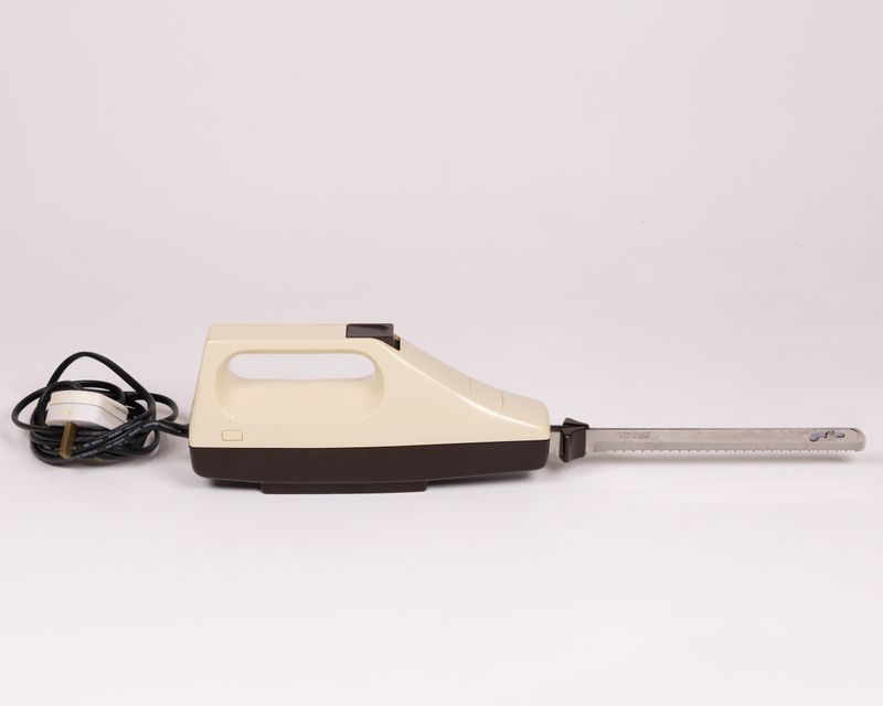 Electric Carving Knife