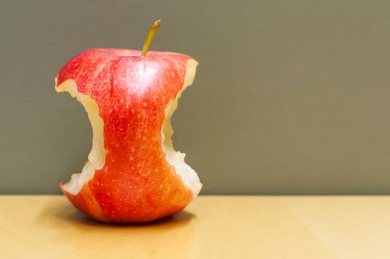 Why Crunchy Foods Feel Fresher