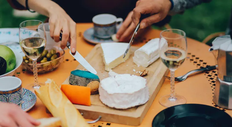 France – Moderation At Mealtimes