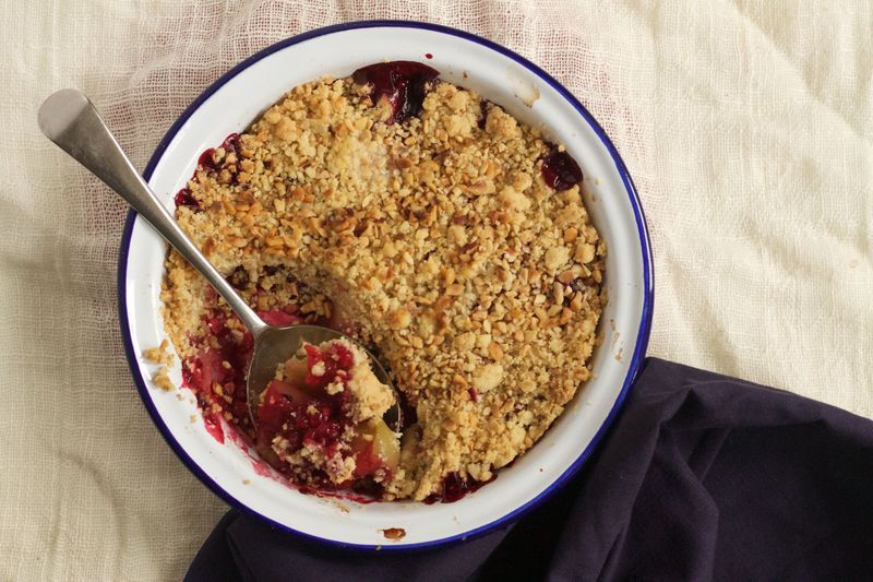 Apple And Blackberry Crumble 