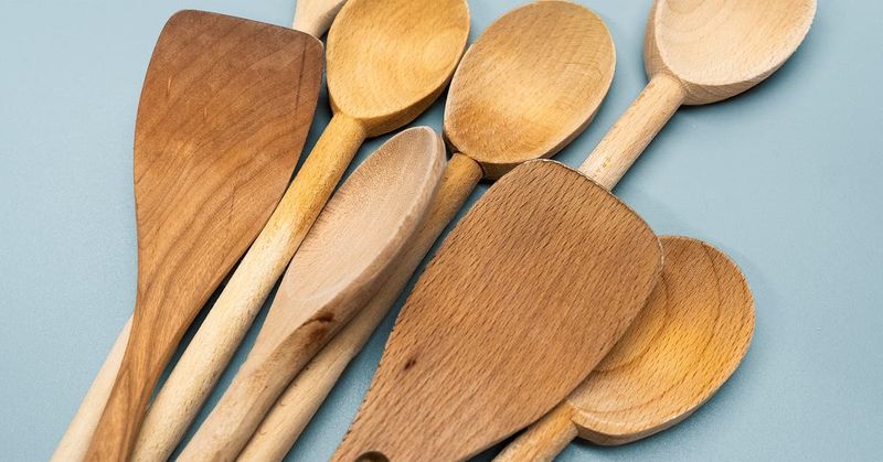 Using Dirty Or Wet Utensils