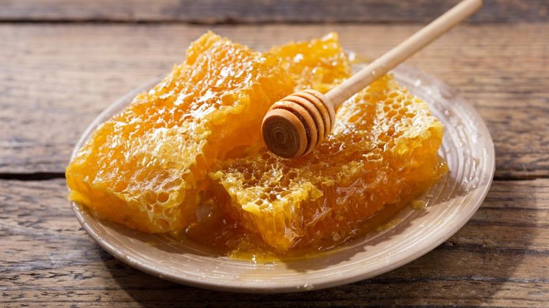 How Bees Store Honey In Honeycombs