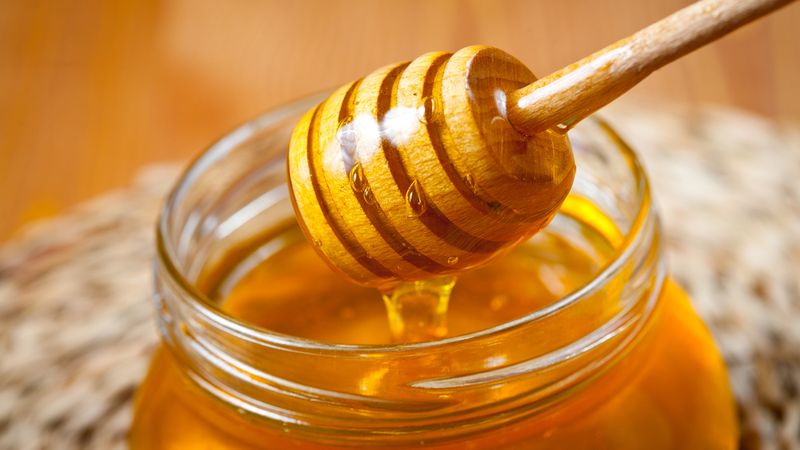 The Enzymatic Process That Turns Nectar Into Honey