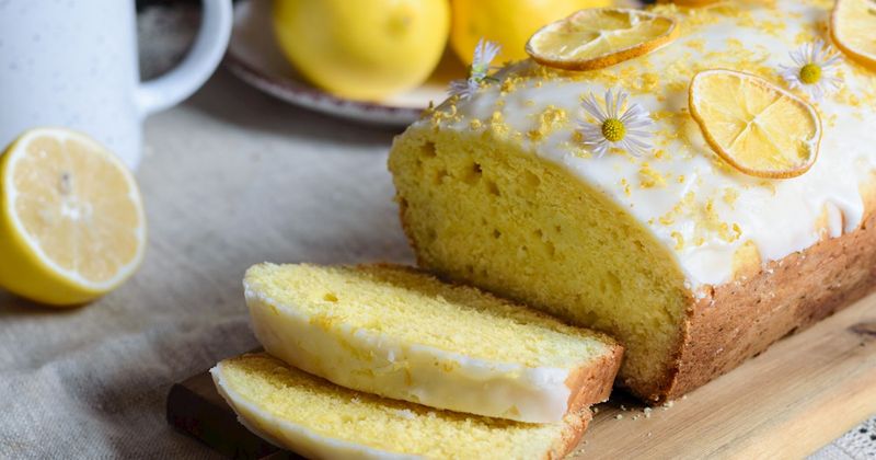 Lemon Drizzle Cake