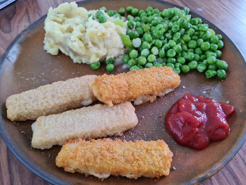 Fish Fingers And Mashed Potato