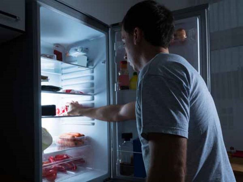 Late-Night Eating Causes Weight Gain