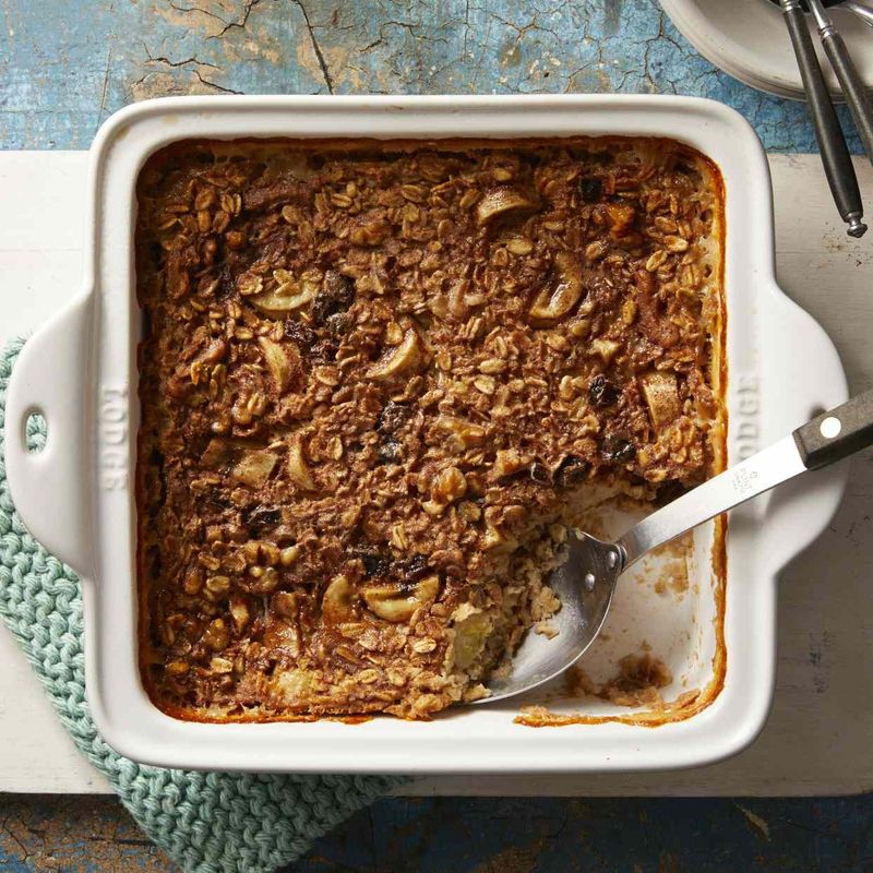 Oatmeal Bake With Bananas And Walnuts