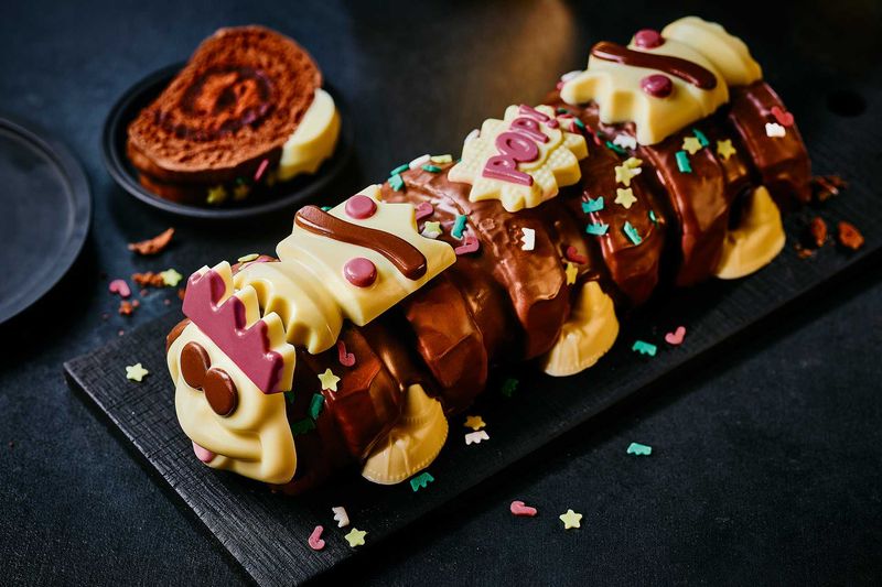 Christmas Cracker Colin The Caterpillar