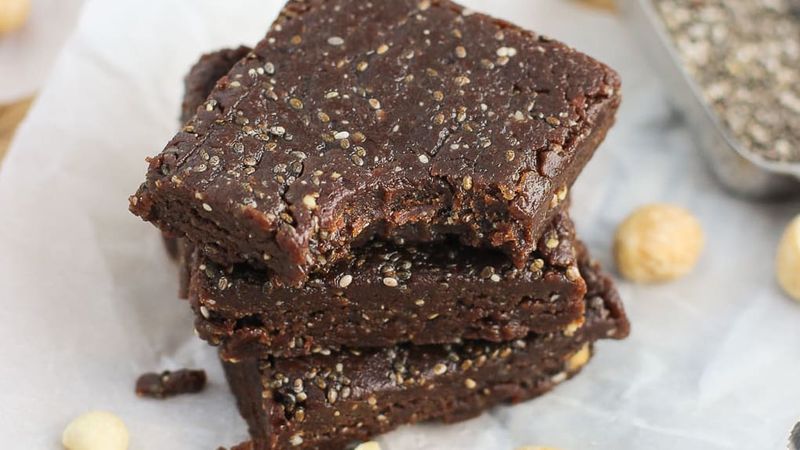 Chia Seed Chocolate Protein Bars