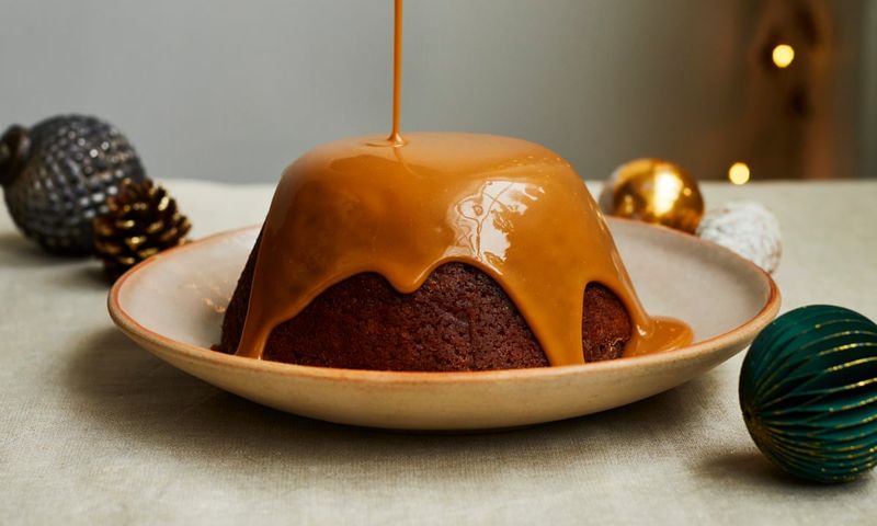 Steamed Date Pudding With Toffee Sauce