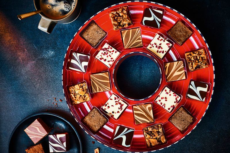 Collection Brownie Selection Wreath
