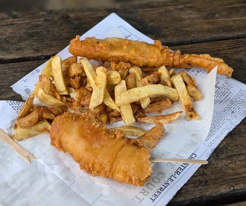 Chips: Fluffy Middles, Proper Bite