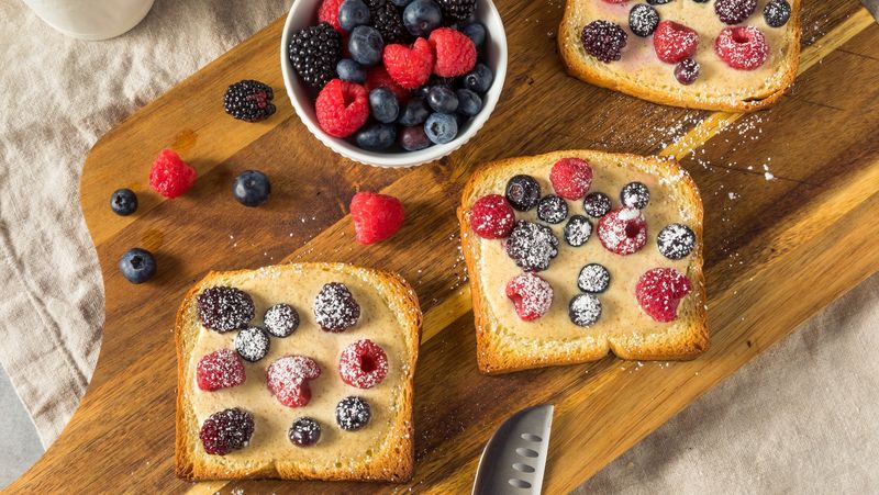 Yoghurt Toast For Breakfast