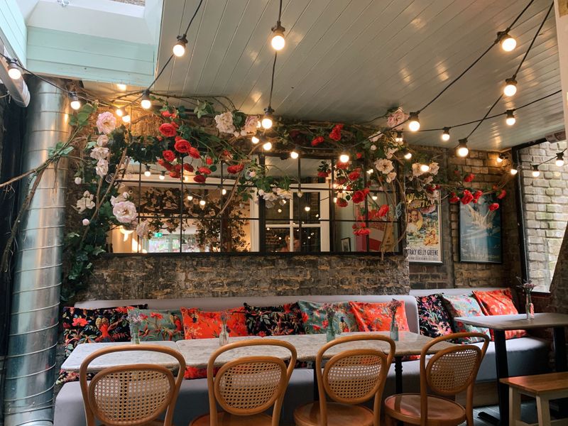 Minnow Clapham