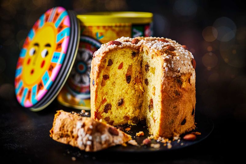 Italian Nocciolato Panettone