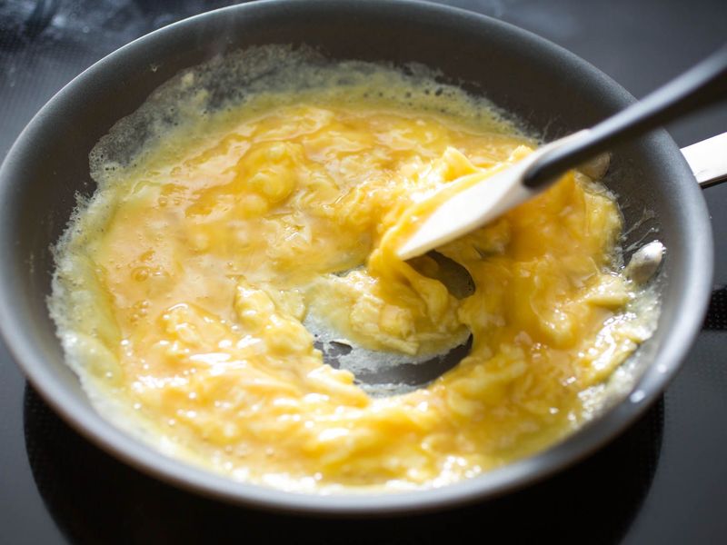 Eggs When Pan Isn't Fully Seasoned