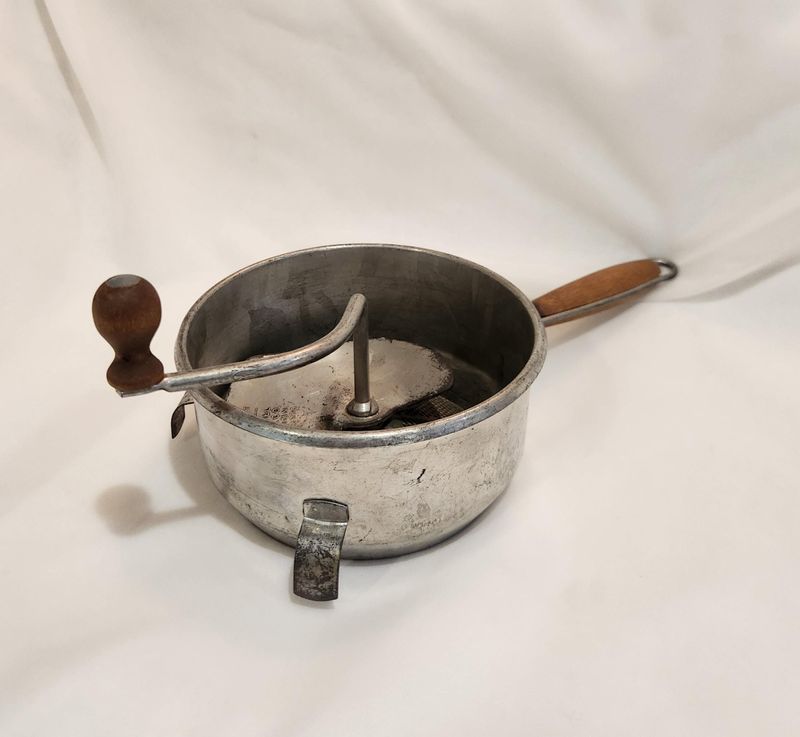 Manual Food Mills And Vegetable Preparation