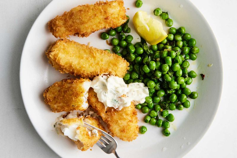 Fish Fingers With Peas