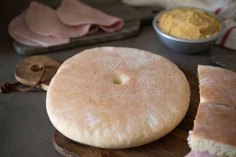 Stottie Cake