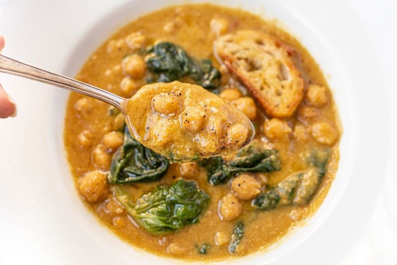 Chickpea And Spinach Soup
