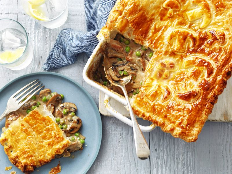 Chicken & Mushroom Puff Pie
