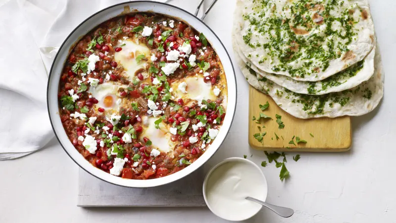 Shakshuka With Warm Flatbread