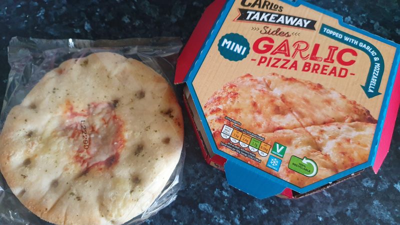 Carlos Garlic And Cheese Pizza Bread