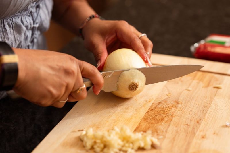 So, How To Try The Onion Boil Safely At Home?