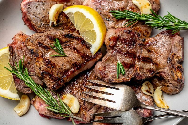 Lamb Chops With Garlic Rosemary Marinade