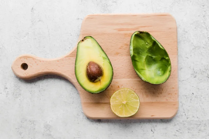 Add Citrus To Keep Your Avocado Green